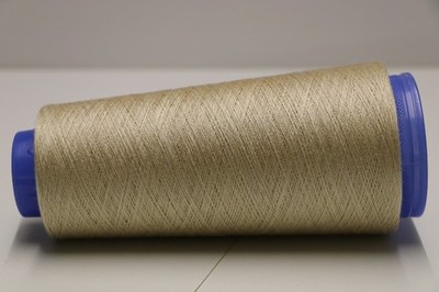 M56 (129 /kg) 100g DRAGON COMFORT SEIDE - SILK BANANA (26) Zwirn Stretch Wolle