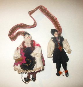 Handmade Folk Art Polish Romanian Couple Vintage Traditional Costume Dolls
