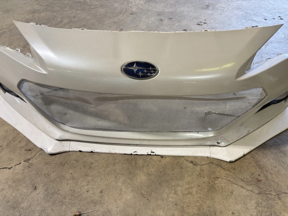 Cubierta de parachoques delantero Toyota Scion FRS 2013-2016 Toyota 86 Subaru BRZ blanco perla Foto 4 de 4