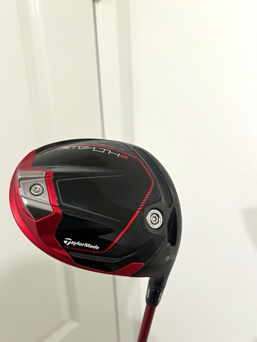 TaylorMade Stealth 2 Driver 8° Right-Handed Stiff Flex - Graphite Black/Red