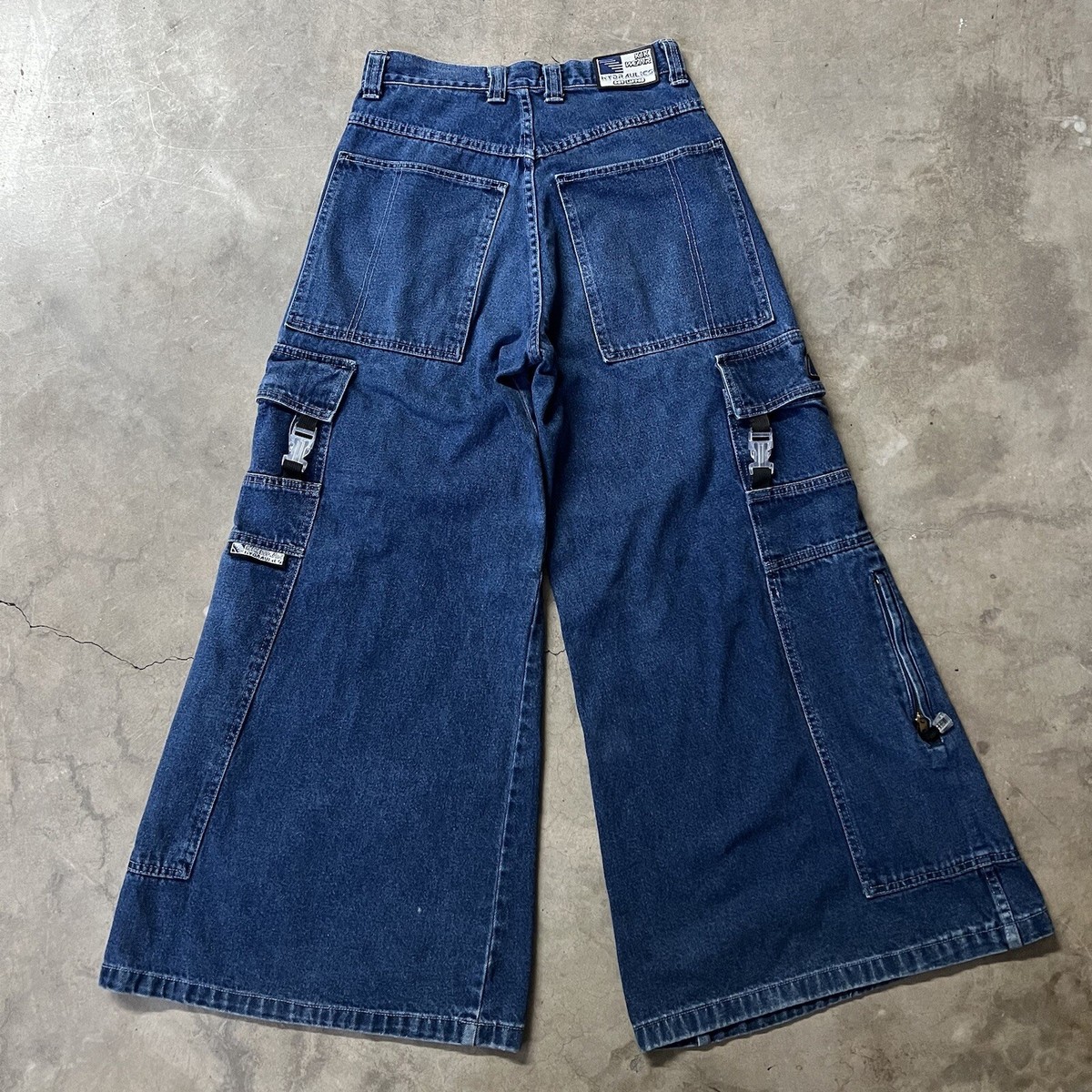 s-l1200.jpg s-l1200.jpg