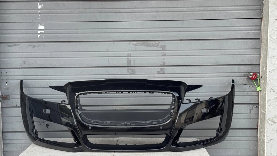 ✅ PARAGOLPES DELANTERO JAGUAR XF 2016-2020 OEM CON ORIFICIOS PARA SENSORES PESTAÑAS DAÑADAS 2017 Foto 4 de 4