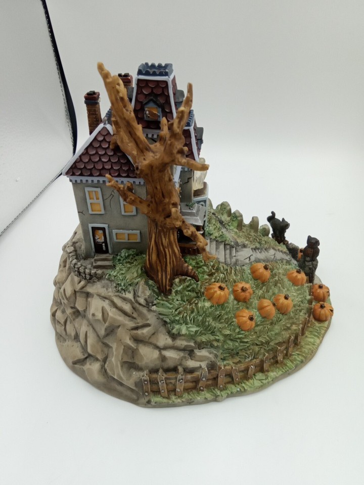 VTG Lenox Halloween Collections "House on Haunted Lane" Village