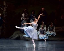 BEAUTIFUL BALLERINA MISTY COPELAND 8X10 Photo