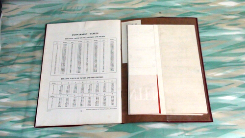 Factory Jaguar XK 150 Model Operating Maintenance Service Handbook & Wall Chart - Picture 3 of 7