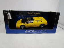 AUTOART 1/18 PERFORMANCE YELLOW LAMBORGHINI DIABLO USED VERY NICE *BOX ISSUE*