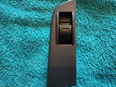 Hilux Surf Gen 2 Ln130 Rear Window Switch Genuine Toyota RH 74271-89101 - Image 1 of 2