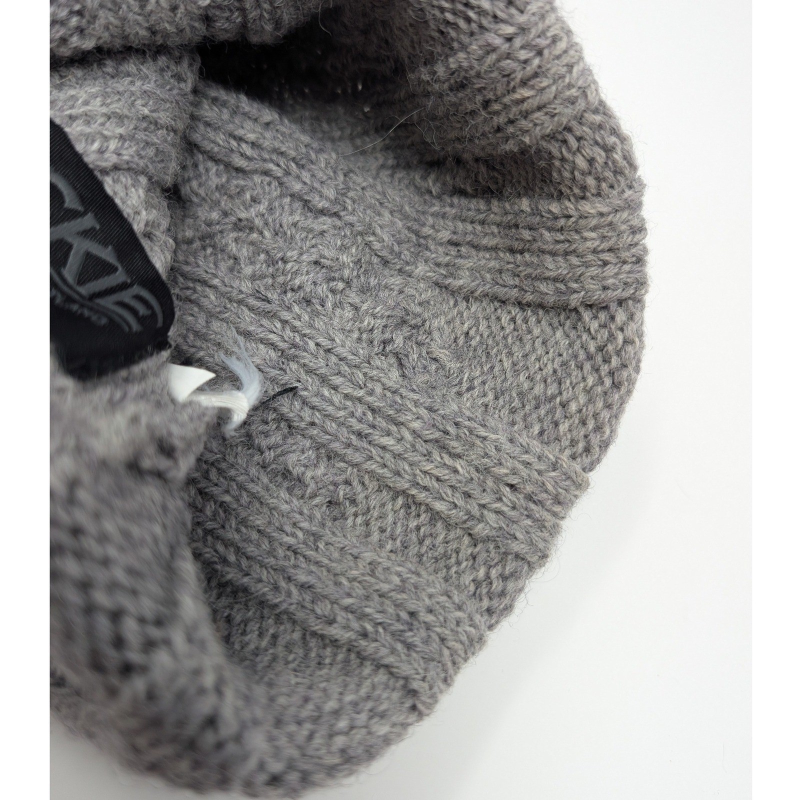 Canada Goose x Robert Mackie Scotland Chunky Cable Knit Wool Beanie Hat Gray thumbnail 4