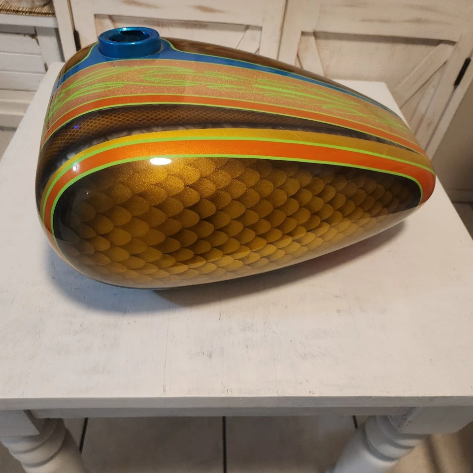 Harley Davidson Sportster 2.5 Gallon Gas Tank Custom Painted - Image 3 of 4