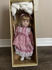 Original Limited Edition Musical Porcelain Lisa Doll By Betty Jane Carter. 