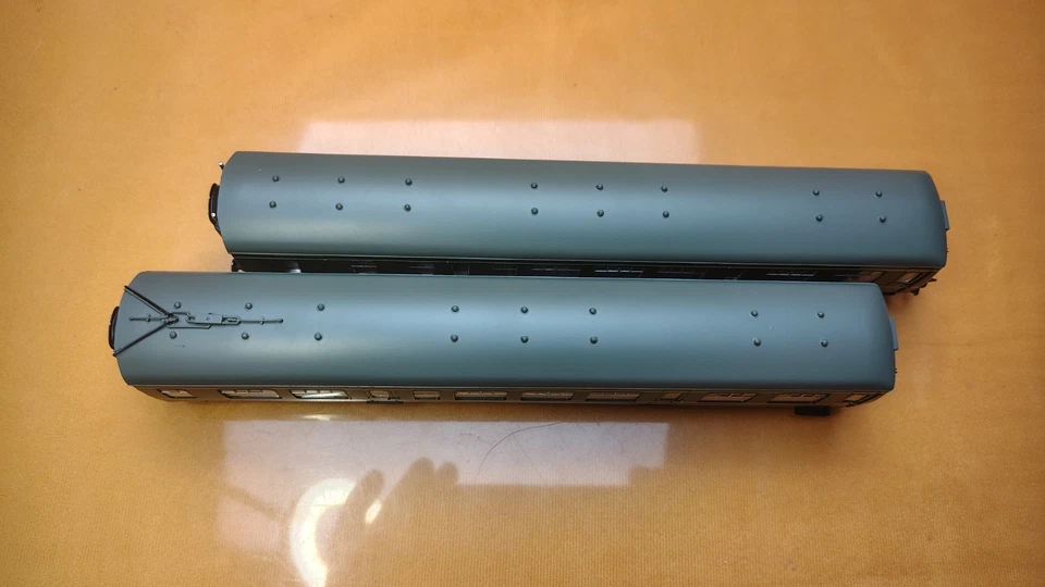 Bachmann 32-900B OO Class 108 Two Car DMU BR Green w/ Speed Whiskers 8 DCC Boxed - Image 4 of 4