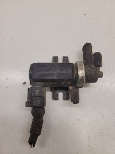 Volkswagen Golf IV 2002 Diesel Turbolader Druckwandler Magnetventil DRA10328