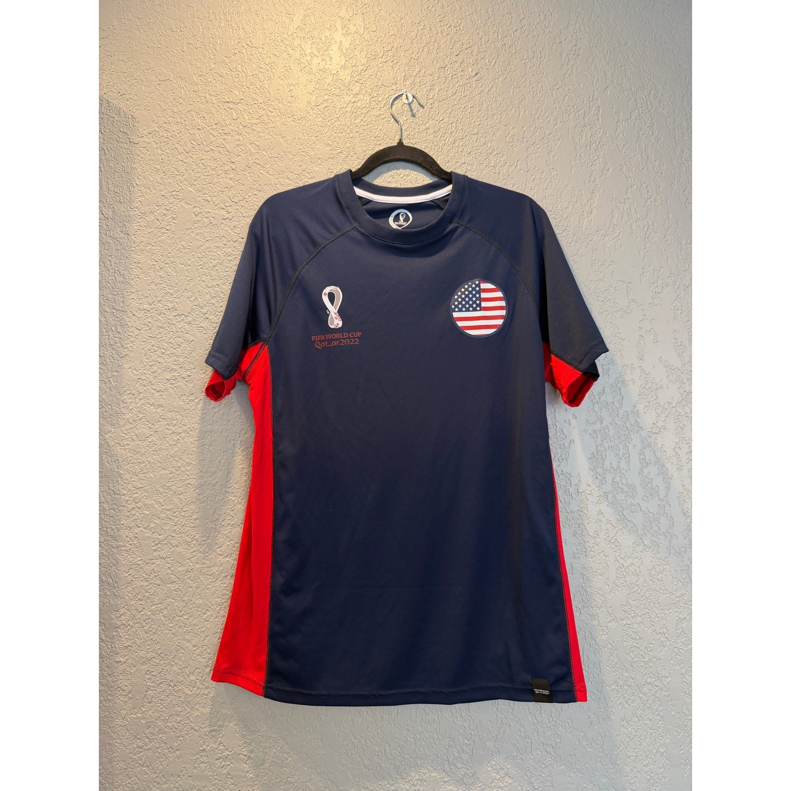 FIFA World Cup Qatar 2022 USA Soccer Jersey Mens Large Navy Blue Raglan Shirt