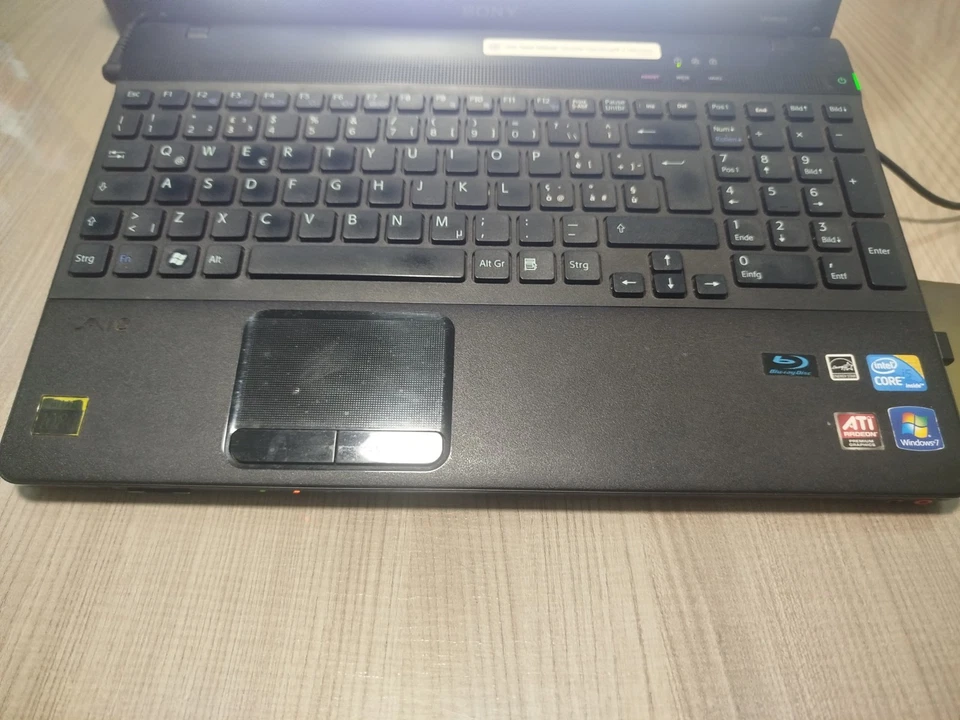 Sony Vaio PCG-71211M Intel i5 2,53GHz Radeon HD 5650 8GB 525GB SSD Crucial - Immagine 4 di 4