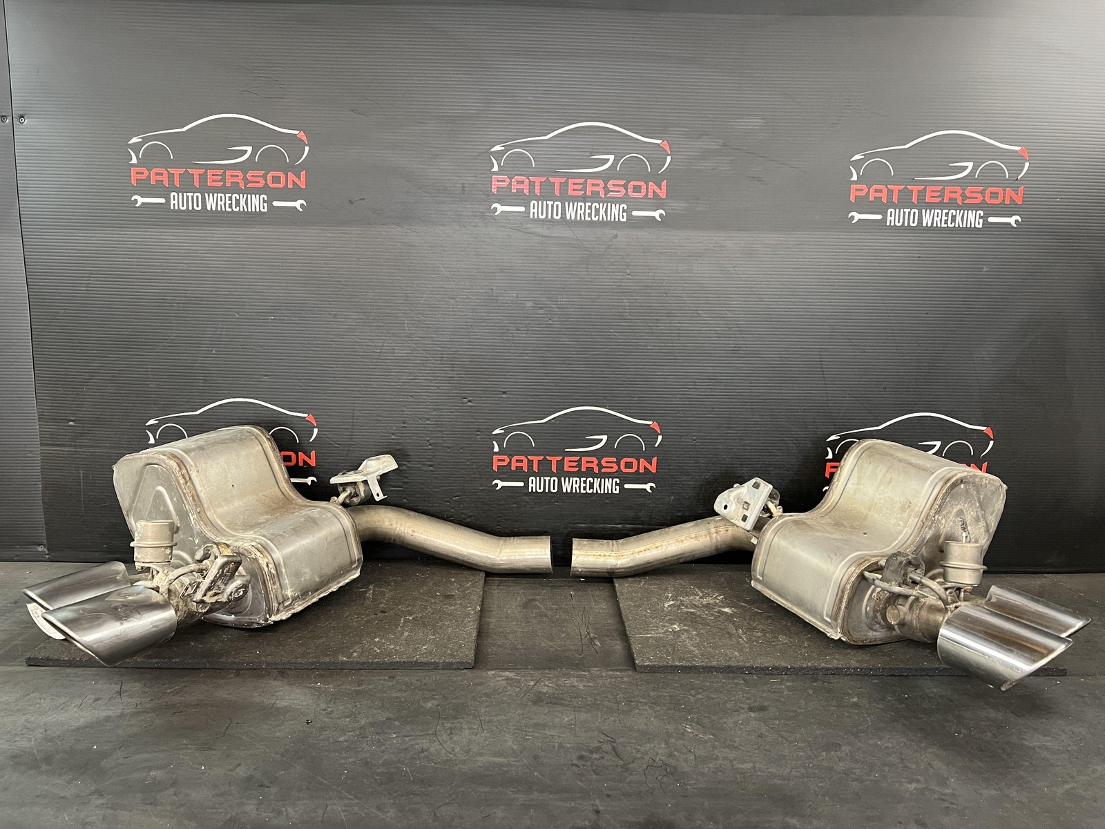 14-17 MASERATI GHIBLI 3.0 TWIN TURBO AWD PAIR OF REAR EXHAUST MUFFLERS