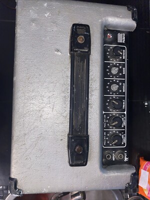 ROLAND CUBE-40 KEYBOARD AMPLIFIER AMP CK-40 SILVER MIJ made in