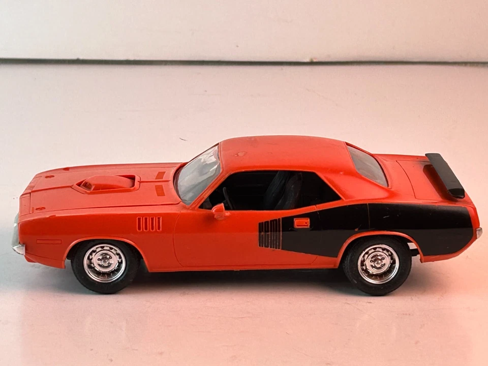 Monogram 1971 Plymouth Barracuda Model Kit, Original Issue - Image 3 of 4