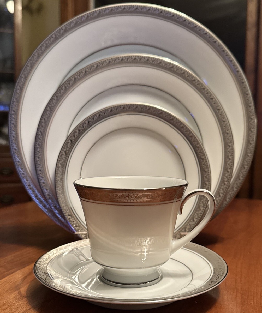 Set Of 5 LEGENDARY BY NORITAKE CRESTWOOD PLATINUM 4166 CHINA