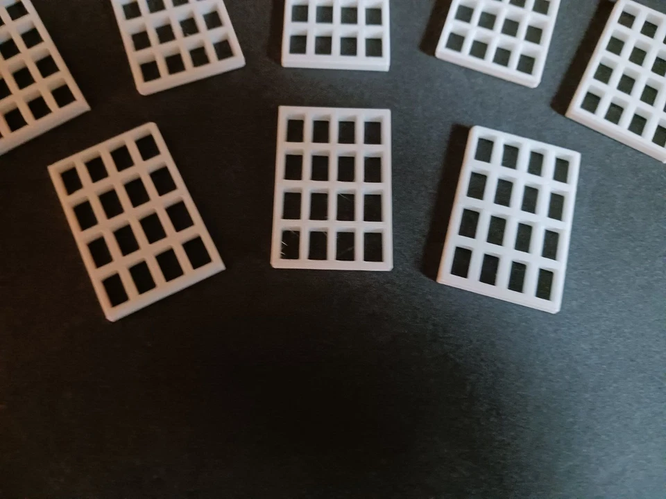 "G" SCALE  INDUSTRAIL  WINDOWS, PACK of 15      1.000" X 1.500"  3D PRINTED 1/24 - Image 2 of 4