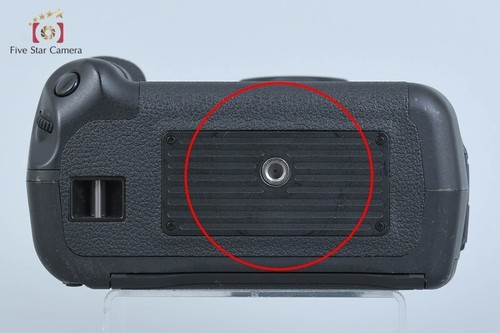Canon EOS 5D Mark II 21.1 MP Full Frame DSLR Camera + BG-E6 Battery Grip - Afbeelding 8 van 14