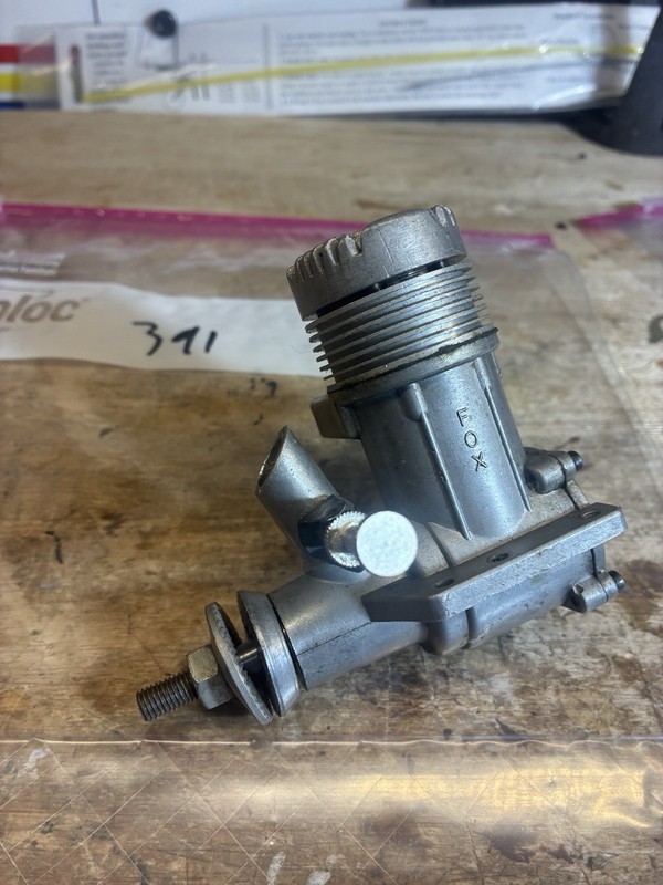 391. Fox 40 Control Line Model Airplane Engine