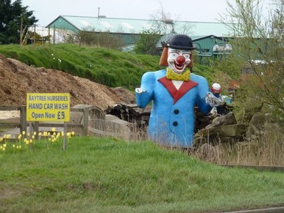 Photo A2 Look no hands! A hand car wash? Weston/TF2824 This poor clown  c2012
