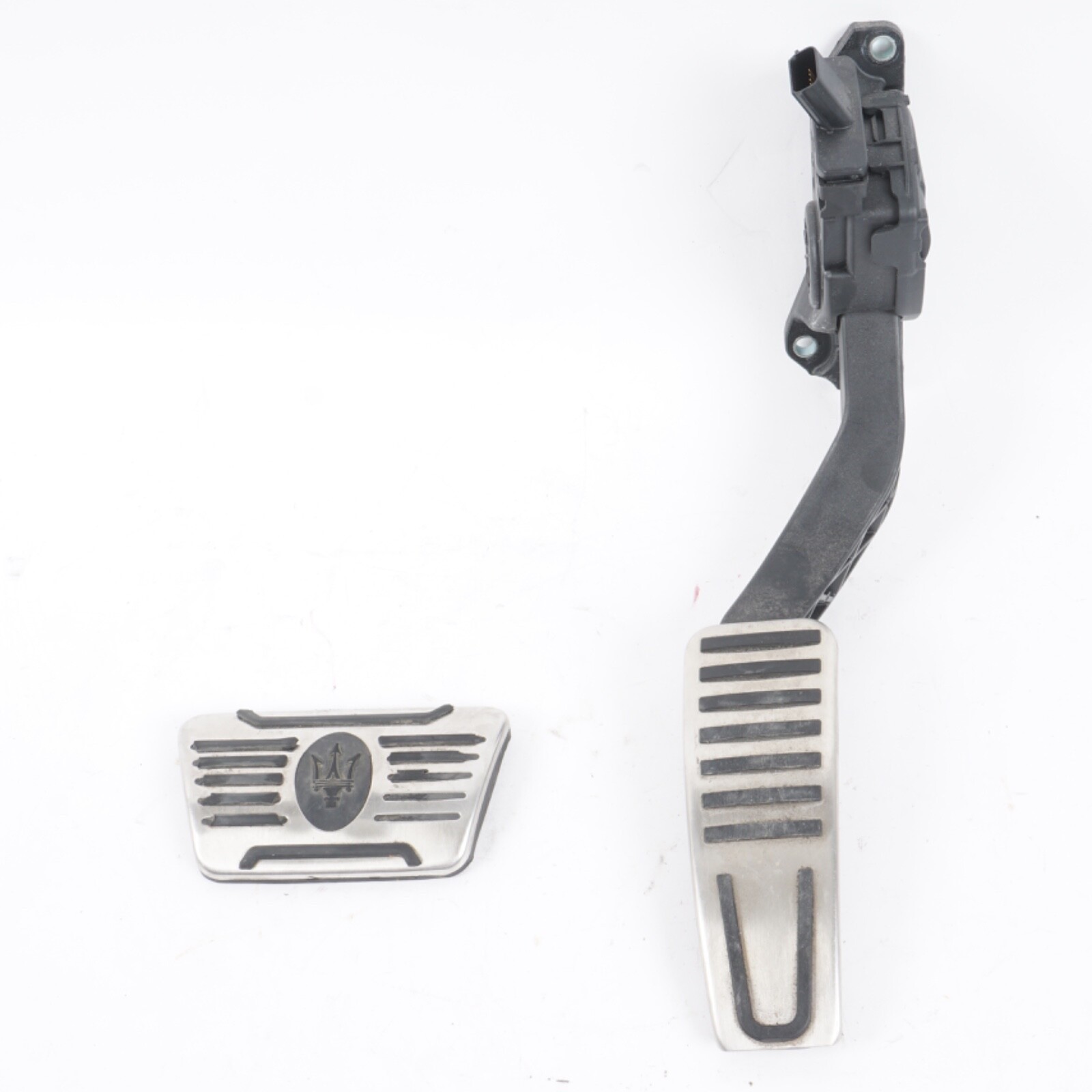 2014-2020 MASERATI GHIBLI QUATTROPORTE GAS ACCELERATOR THROTTLE PEDAL W/ PAD OEM