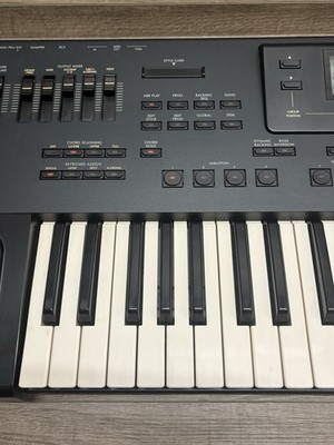 Korg i3 Synthesizer Music Keyboard Workstation | eBay