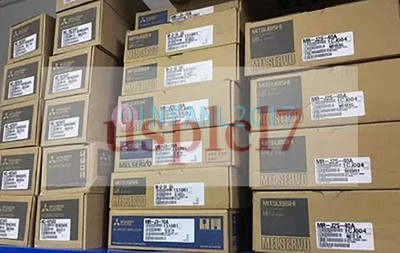 1PCS MITSUBISHI Servo Drive MR-J4W3-1010B NEW
