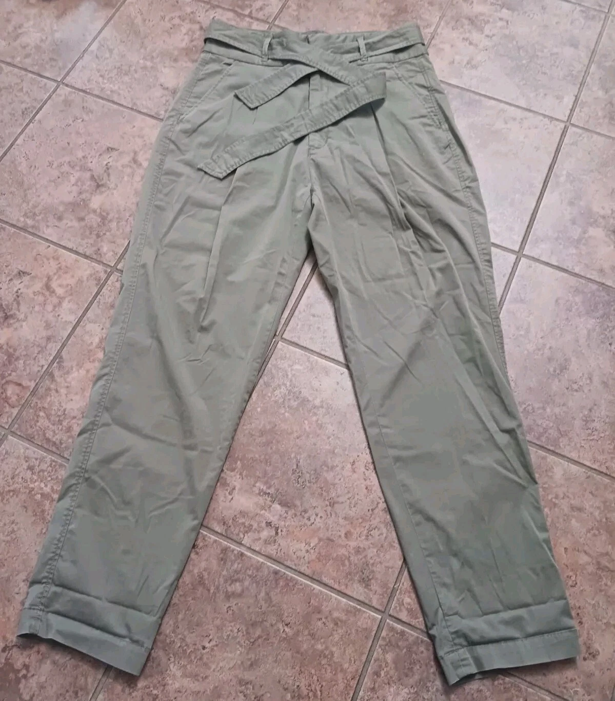 Pantalon ceinturé plissé cheville chino femme 12 Polo Ralph Lauren Supreme Touch neuf avec étiquette