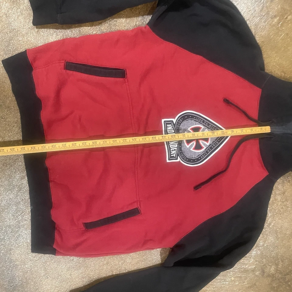 Vintage Independent Trucks Live To Ride Hoodie Skate Sweatshirt  Large Red/Black - Image 2 of 4