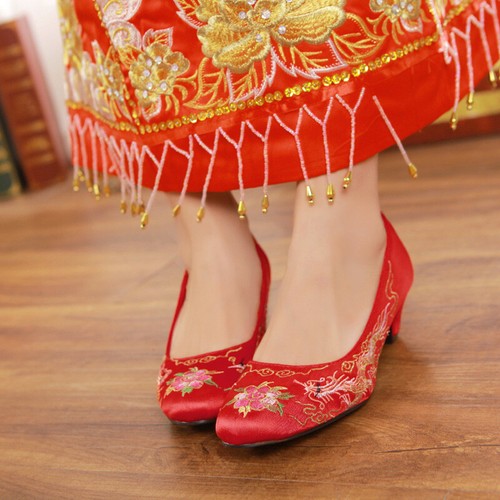 Women Red Chinese Wedding Shoes 