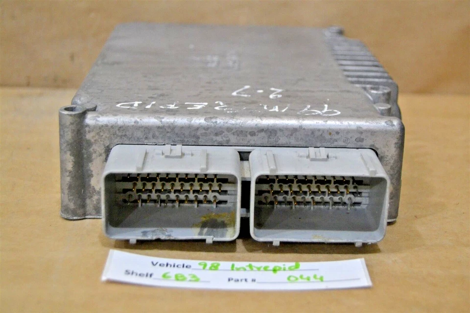 1999 Dodge Intrepid Concorde 2.7L Engine Control Unit R4896230AE Module 44 6B3 - Image 3 of 4