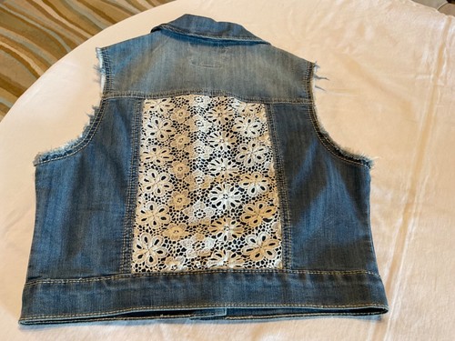 Hot Kiss Vest Denim Crocheted Lace Accent Women’s Medium Grunge Sleeveless - Picture 9 of 14