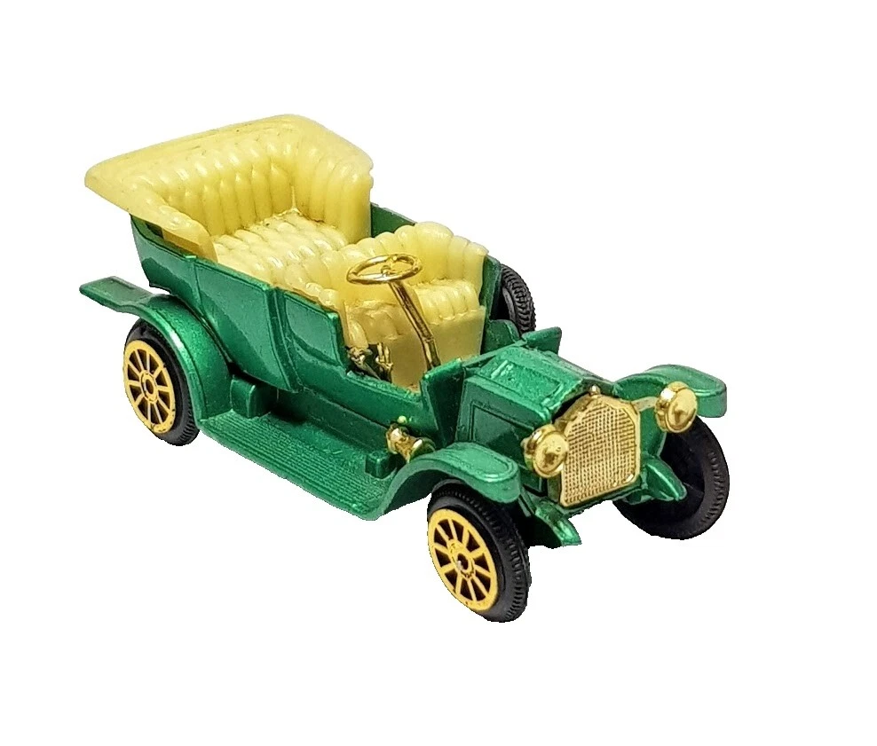 Cast Iron Car 1:8 Scale Diecast & Toy Vehicles