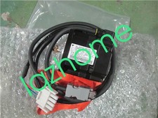 1PC NEW YASKAWA SGMPS-01ACA-YA12 SERVO MOTOR SGMPS01ACAYA12 EXPEDITED SHIPPING
