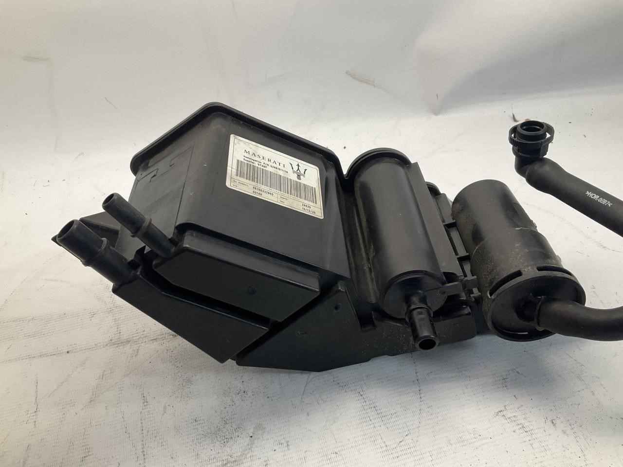 17-22 Maserati Levante Fuel Vapor Evaporator Emission EVAP Canister Q