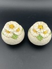 Metlox Poppytrail Sculptured Daisy, Salt and Pepper Shakers — photo 10