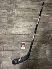 CLAUDE GIROUX SIGNED PHILADELPHIA FLYERS F/S HOCKEY STICK JSA COA AUTOGRAPHED