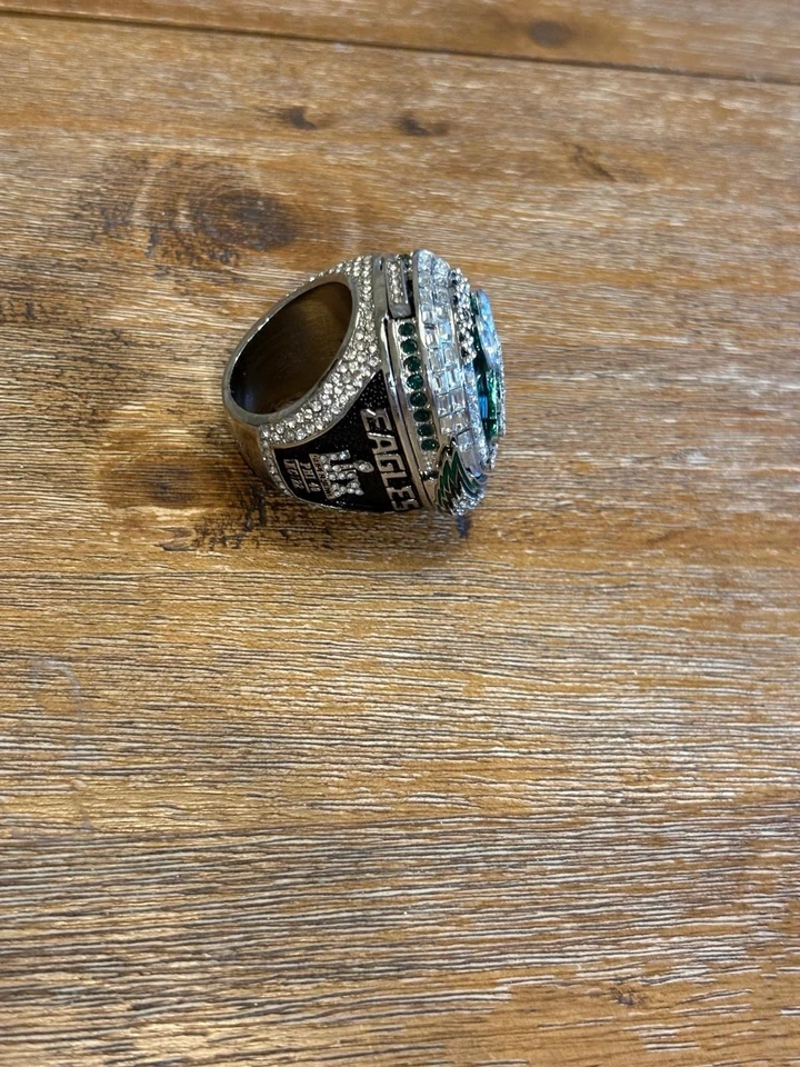Eagles 2025 Fan Collectors Ring - Souvenir Football Memorabilia Sz 11 🦅 - Image 4 of 4