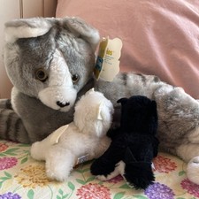 16" Vintage 1981 DAKIN Nature Babies Cat Mom with Kittens Plush