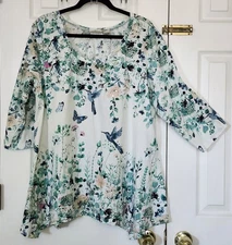 Collections Etc Multicolor 3/4 Sleeve Hummingbird Asymmetrical Top Size XXL 