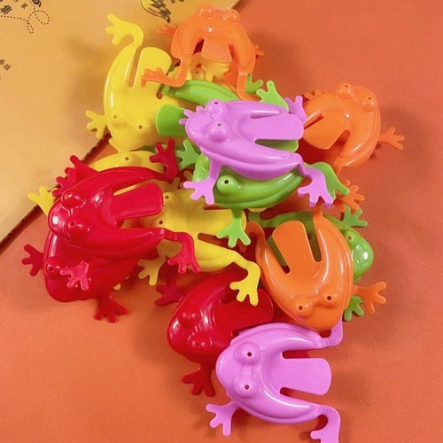 Jumping Plastic Frogs - Pinata Toy Loot/Party Bag Fillers Wedding/Kids U6D8 - Picture 7 of 22