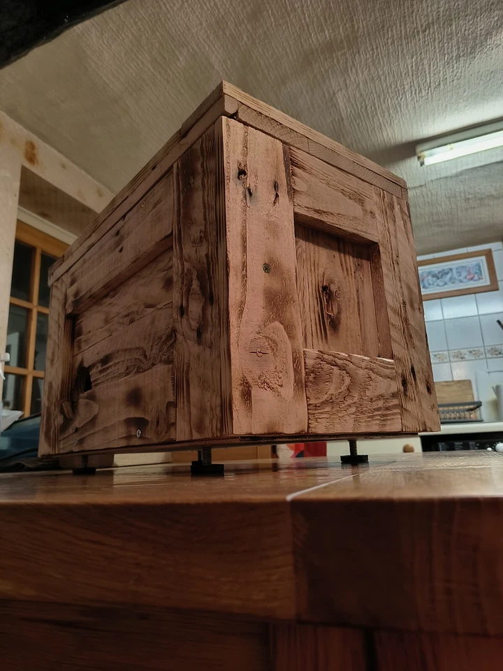 Custom Gaming PC Copper Pipe Water Cooled AMD 4 Core 8GB RAM 500GB SSD Keyboard - Image 4 of 4