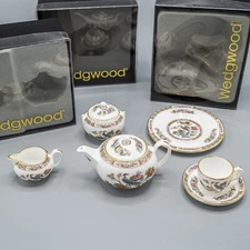 Wedgwood Kutani Crane Mini Tea Set Teapot Sugar Bowl Creamer Bread Plate Cup BOX