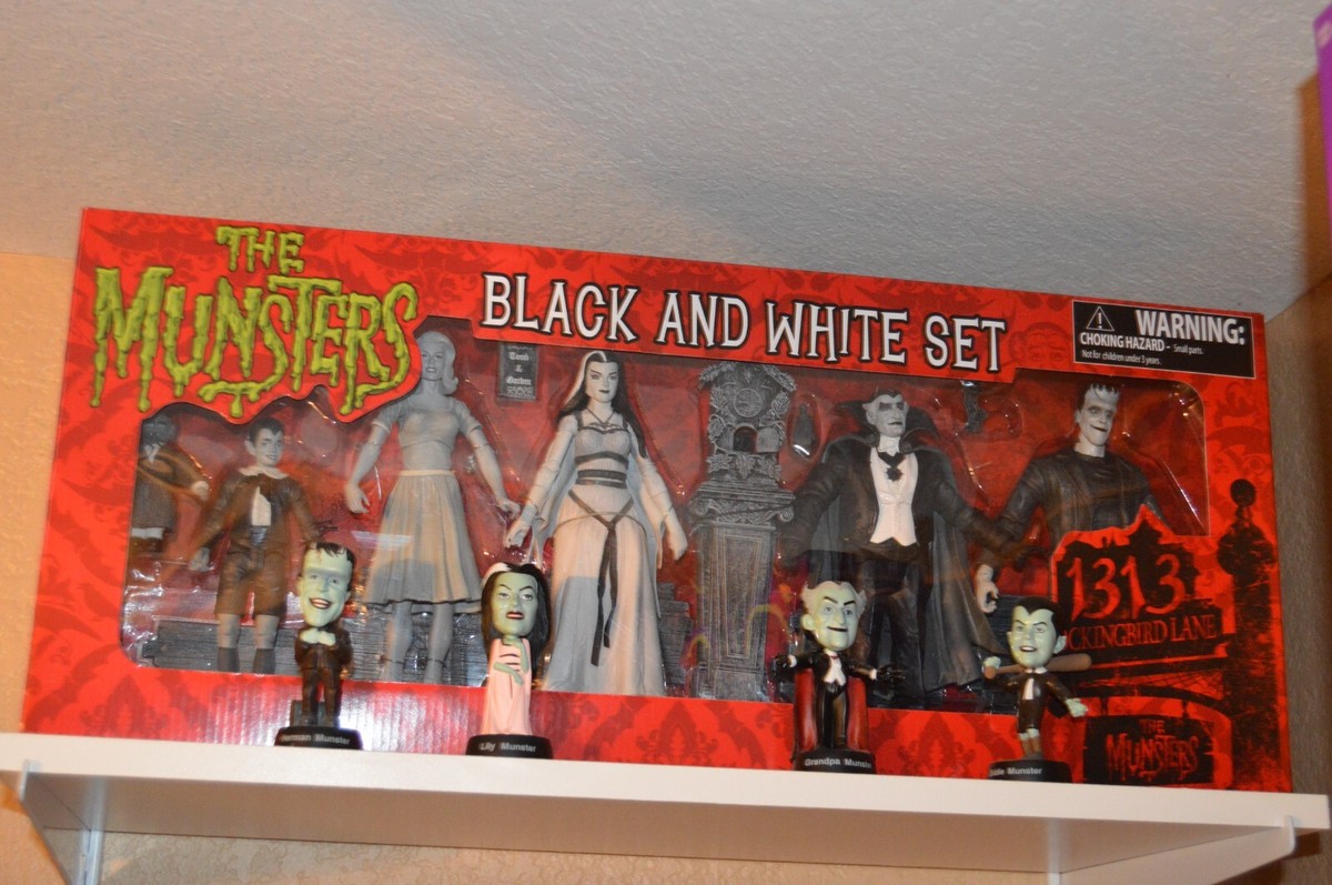 Diamond Select Munsters Black/White Set - Mint, perfect box