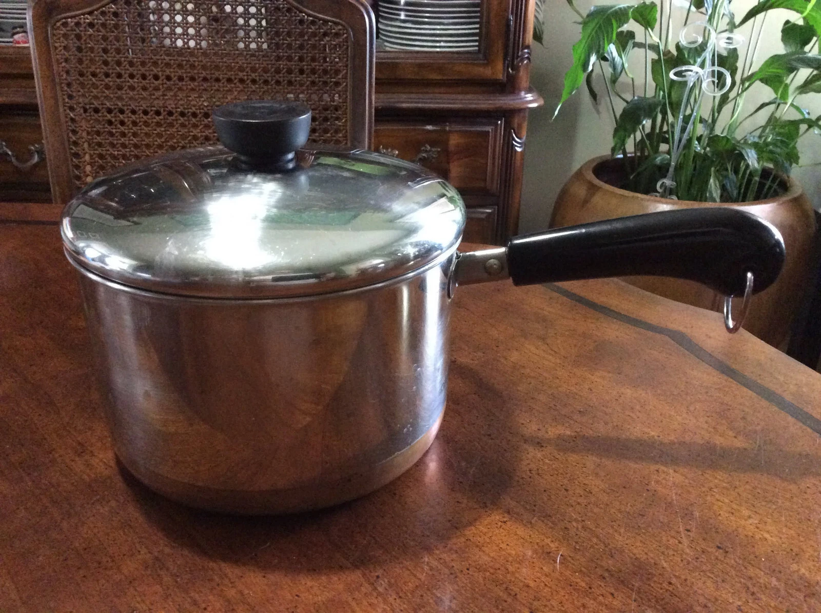Revere Ware 3 Quart Copper-Bottom Sauce Pan with Lid made in Indononesia
