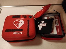 Philips HeartStart HS1 Automated External Defibrillator (AED) M5066A + 3 kits
