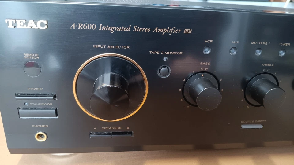 AMPLIFICATORE TEAC A.R600 - Immagine 2 di 4