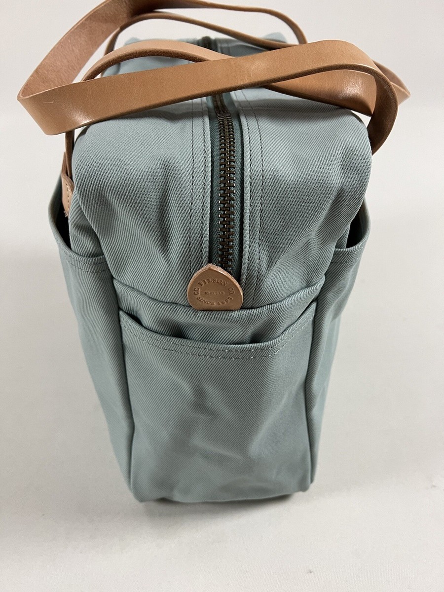 FILSON RUGGED TWILL TOTE BAG WITH ZIPPER LAKE GREEN LIMITED FILSON RUGGED TWILL TOTE BAG WITH ZIPPER LAKE GREEN LIMITED
